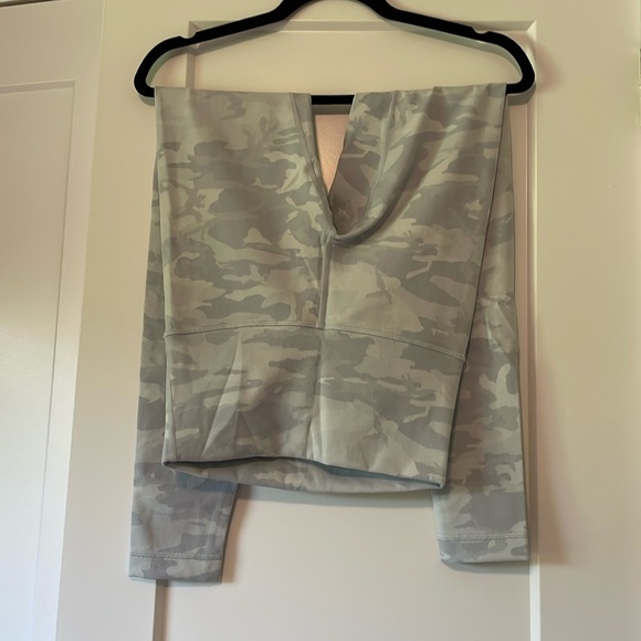 Lululemon Super High Waisted Leggings - Picture 2 of 5